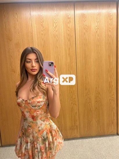 Foto de Scarlet Br