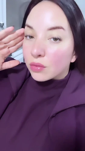 Video de Mica Young