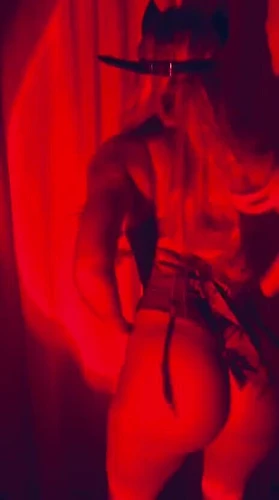 Video de Mia X