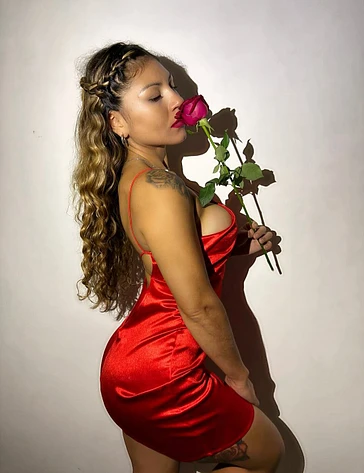 Anastasia Diamond Red