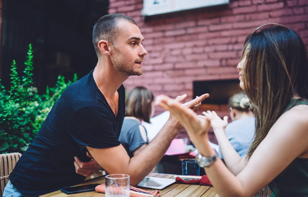 Foto 1 Aprende a manejar clientes difíciles con estrategias efectivas