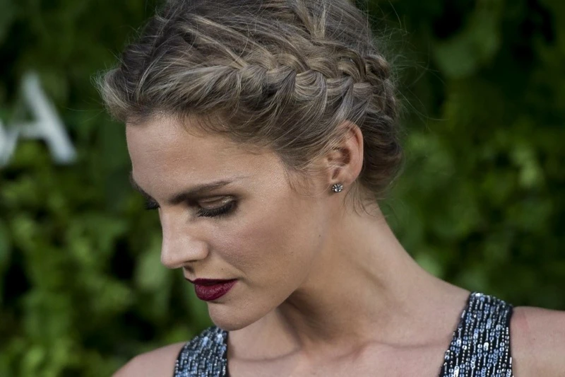 Foto 2 Luce sofisticada – 5 peinados más duraderos para escorts