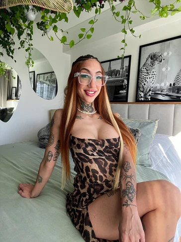 Barbi Kush Diamond Red