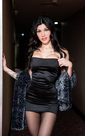 Ariadna Diamond Black