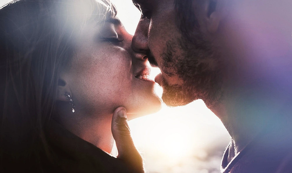 Foto 2 Comunicación no verbal – Mejora tus habilidades como escort