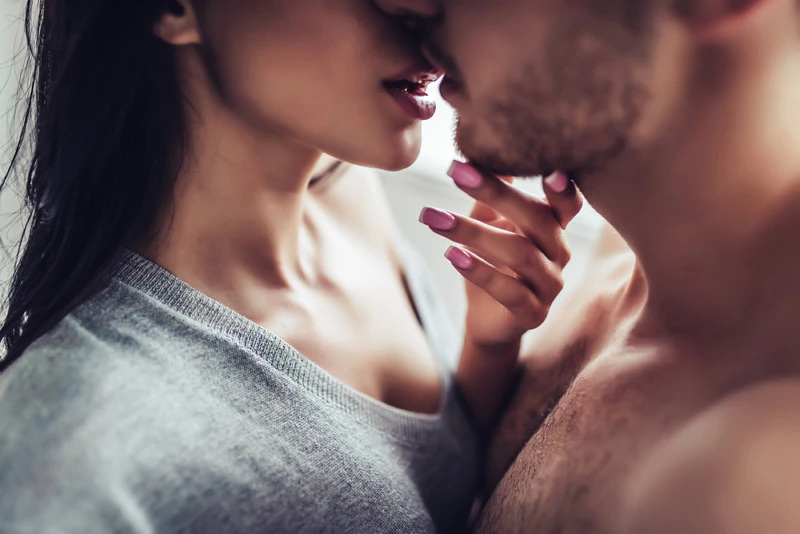 Foto 1 Besar bien – Tips para volver loco a los hombres con un beso