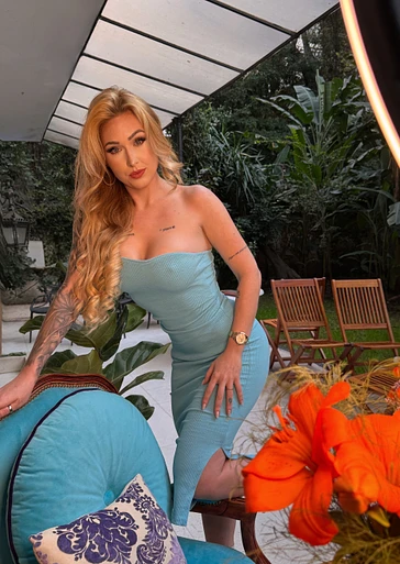 Sofia Br Diamond Red