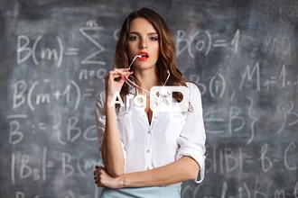 Beneficios de la educación – Habilidades para ser una escort culta