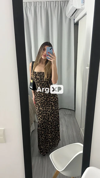 Foto de Scarlet Br