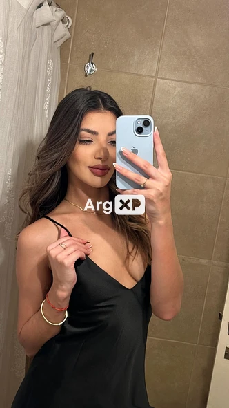 Foto de Scarlet Br