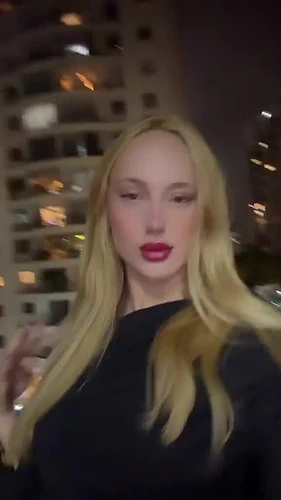 Video de Enny Bela